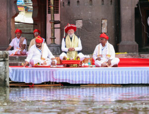 Rahul unites and Modi divides